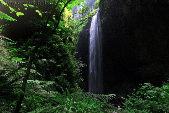 武隆龙水峡地缝