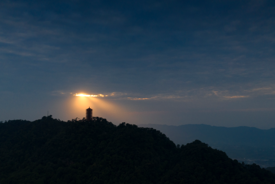 2023重庆周末郊游爬山推荐，北碚缙云山